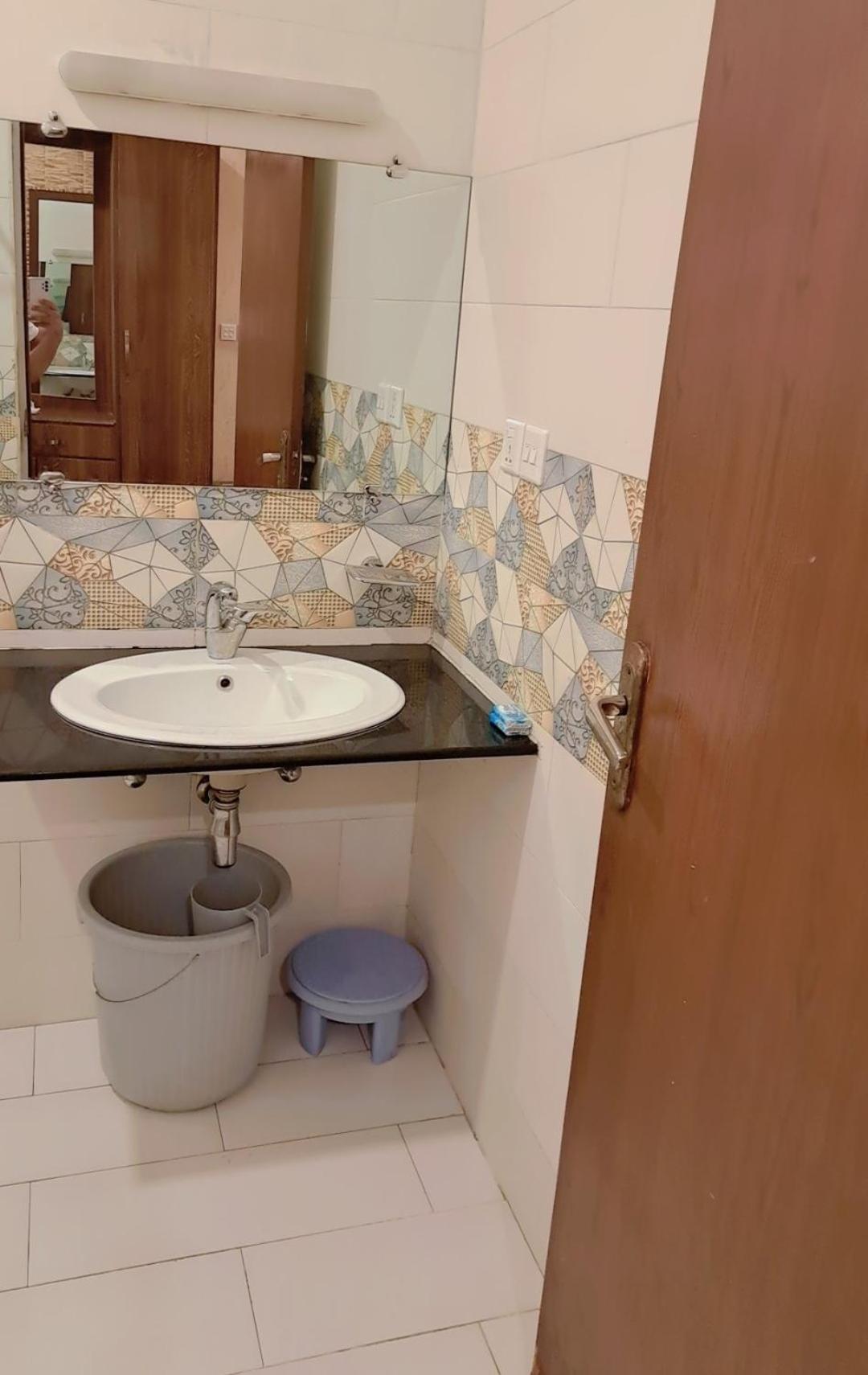 Royal Grace Guest House Islamabad Zewnętrze zdjęcie