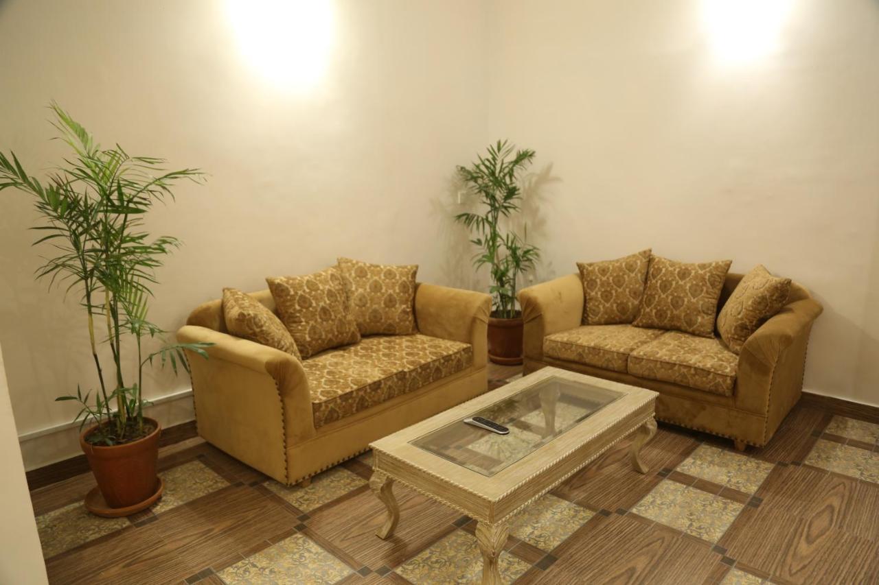 Royal Grace Guest House Islamabad Zewnętrze zdjęcie
