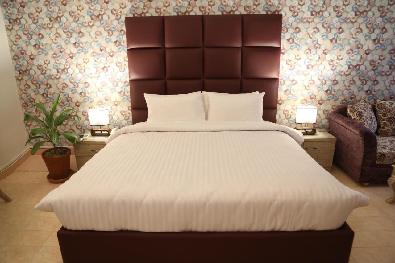 Royal Grace Guest House Islamabad Zewnętrze zdjęcie